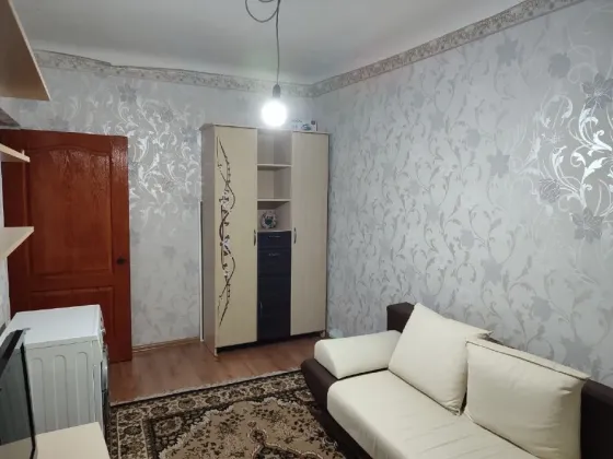 Продам 1к. Пролетарский район Донецк