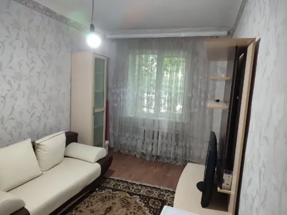 Продам 1к. Пролетарский район Донецк