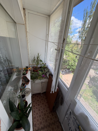 ПPОДAЖA: 2-х комнатной 50м² / Раздольная / раздельные комнаты Донецк