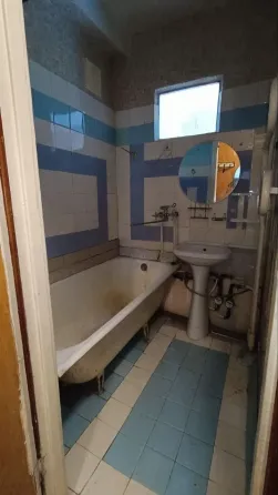 Продам 3к.квартиру ул.Чапаева, Школа 58 Донецк