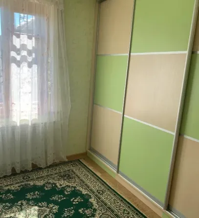 Продам 3-х комнатную квартиру ост."Гараж " Макеевка