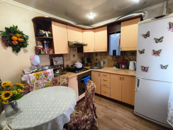 Продажа 2-комнатной квартиры 1/4 с автономным отоплением, в г. Макеевка, Восточный, ул. Токарева Макеевка
