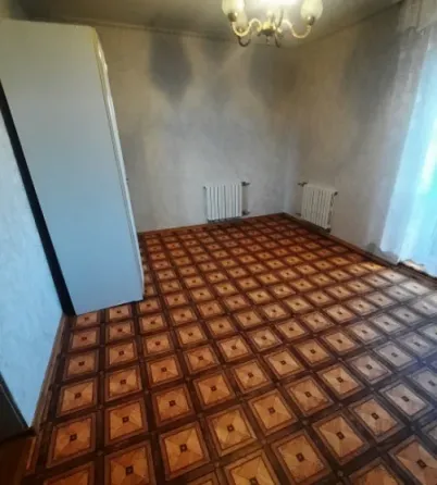 Продам 1-комнатную квартиру в Центральном м-не Макеевка