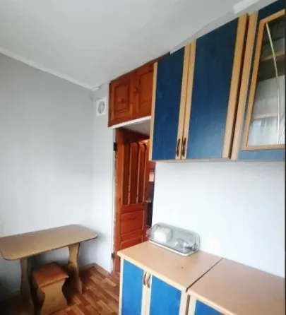 Продам 1-комнатную квартиру в Центральном м-не Макеевка