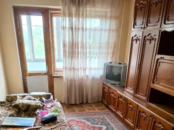 Продам 3-х комнатную квартиру на "3/5" Макеевка