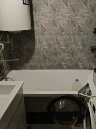 Продам 3-х комнатную квартиру в Центре Гвардейки, ул. Чубаря Макеевка