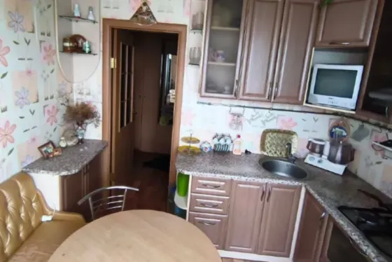 Продам 3-к квартиру на Зеленом Макеевка