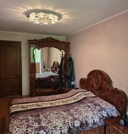 Продам 3-х комнатную квартиру на Зеленом в районе Танка Макеевка