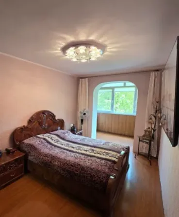 Продам 3-х комнатную квартиру на Зеленом в районе Танка Макеевка