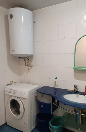 Продам 2-х комнатную квартиру в самом Центре Макеевки в районе ЦУМа Макеевка