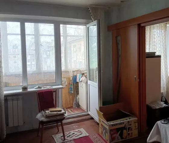 Продам 3-х комнатную квартиру на Западной в районе Галактики Макеевка