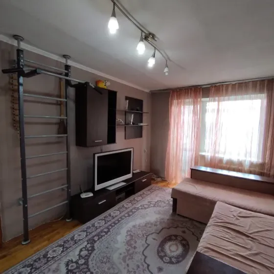 Продам 2кв пл. Свободы, Кировец Донецк