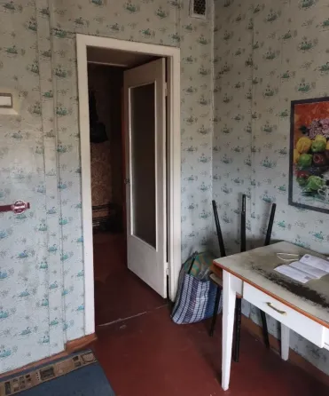 Продам 3-х комнатную квартиру в Октябрьском м-не Макеевка