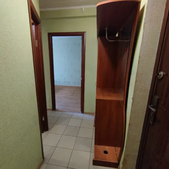 Продам 2кв. 2 Бирюзова, рядом поликлиника Донецк