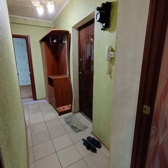 Продам 2кв. 2 Бирюзова, рядом поликлиника Донецк