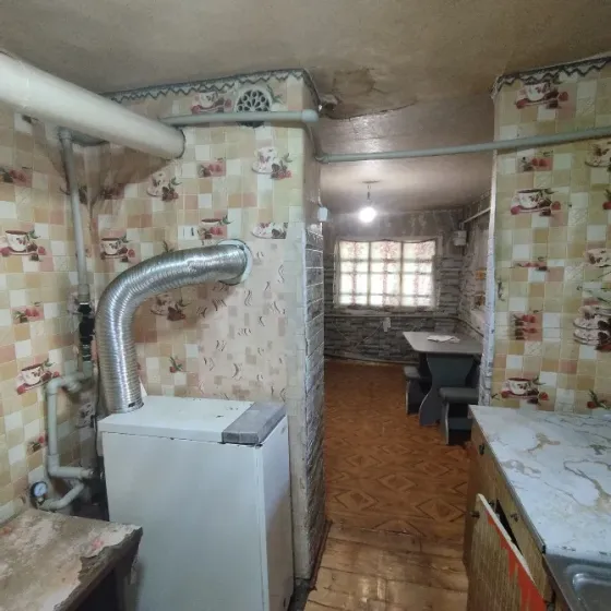 Продаётся недорого дом, рядом рынок Соловки Донецк