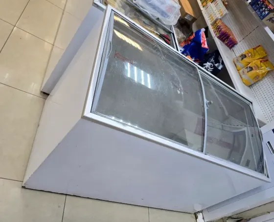 Продаётся морозильная камера Мариуполь