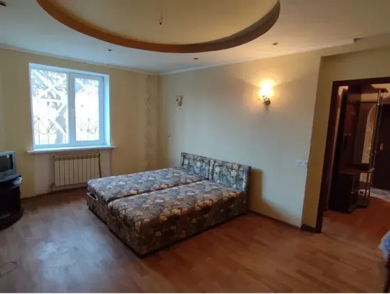 Продам 2к квартиру Обьединенный Макеевка