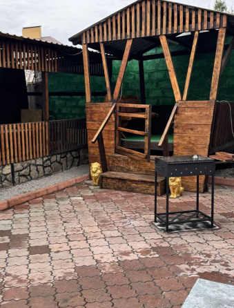 Сдается дом посуточно с чаном, баней, бассейном в Калининском районе. Все удобства Донецк