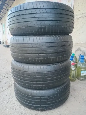 Продаю комплект резины 255 50 20 Донецк