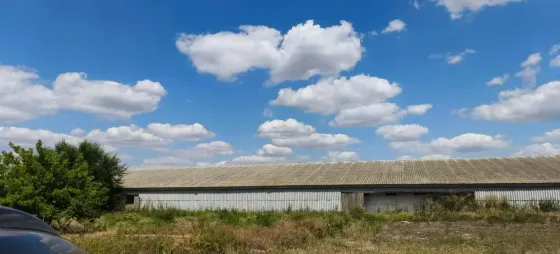 Продам птицеводческий комплекс. Зугрэс
