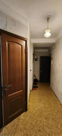 продам 2х комн. квартиру на цирке Донецк