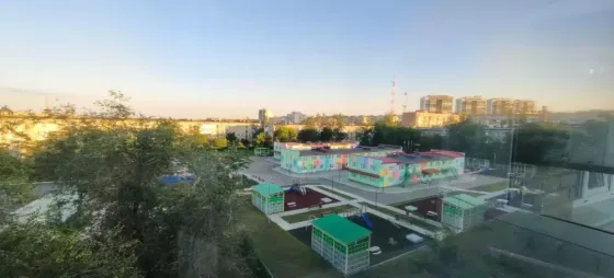 продам 2х комн. квартиру на цирке Донецк