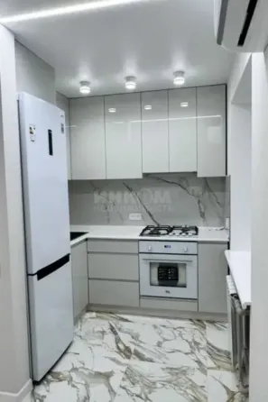 Продам 2к Городок Щорса Луганск