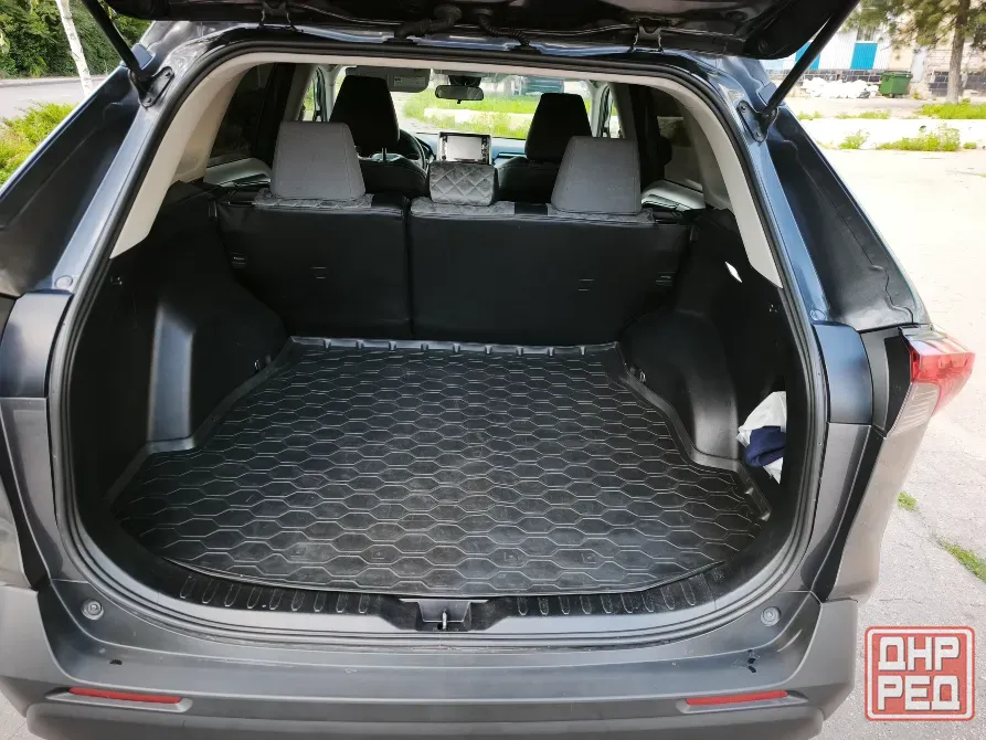 Продам Toyota RAV4 2019 Идеальное состояния Макеевка - изображение 8