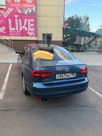 Продам машину Макеевка