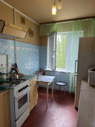 Продам 2 ком квартиру топаз Донецк