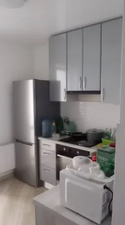 Сдам однушку в Киевском районе, улица Артёма, рядом Донецк Сити, Травматология Донецк