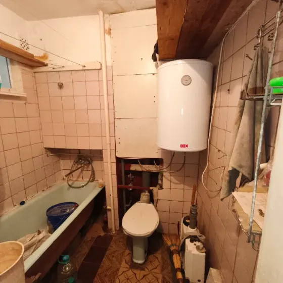 Продам 2х ком в Пролетарском районе Донецк