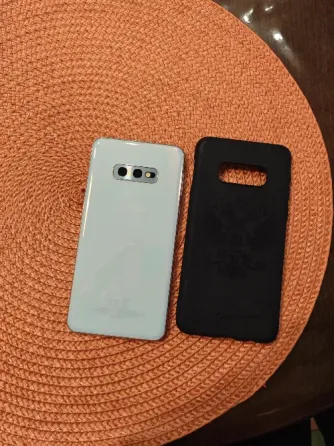 Samsung S10e 6/128 Донецк