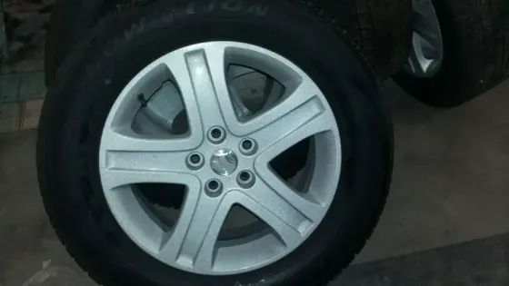 Колеса зимние на Suzuki Гранд Витара - 4 шт Енакиево