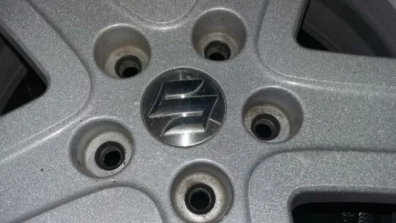 Колеса зимние на Suzuki Гранд Витара - 4 шт Енакиево