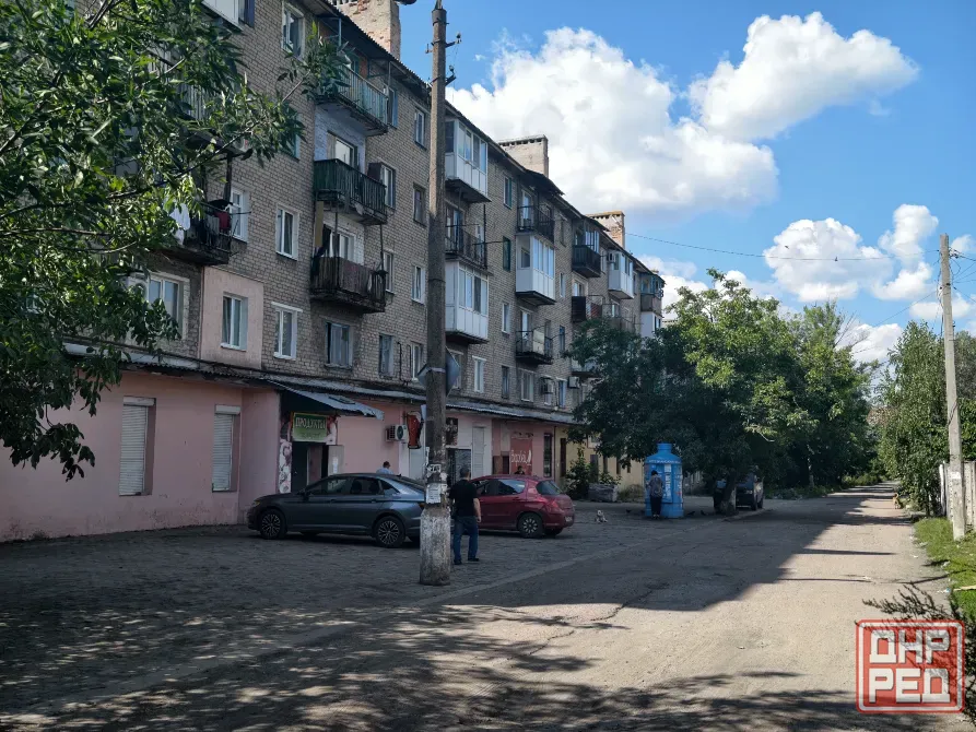 Продаётся отличная 3-х комнатная квартира с парковочным местом и личной беседкой по ул. Тухачевского Макеевка - изображение 1