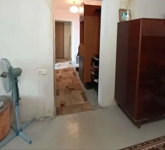 Продаётся с водой просторная 2-х комнатная квартира по улице Кольцова Донецк