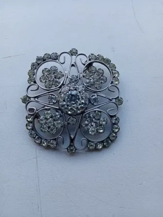 Серебренная брошь Донецк