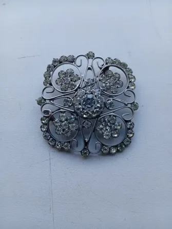Серебренная брошь Донецк
