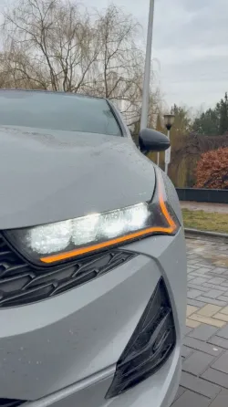 Продам автомобиль Kia k5 Донецк