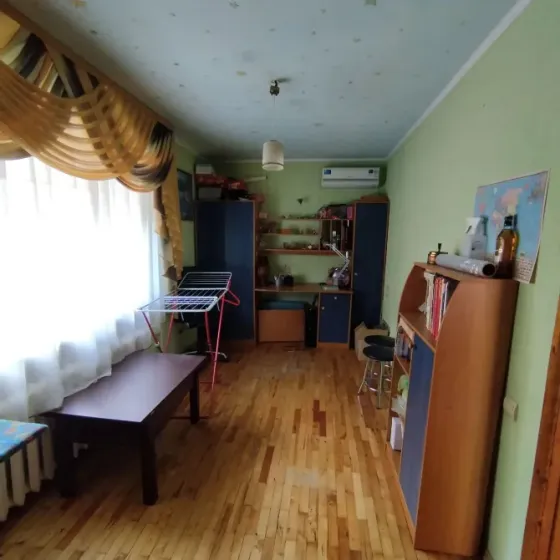 2 кв.Кировец, Кировский район,ул.Комсомолец Донбасса,3/5 эт. Донецк