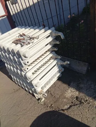 Чугунные батареи. Донецк