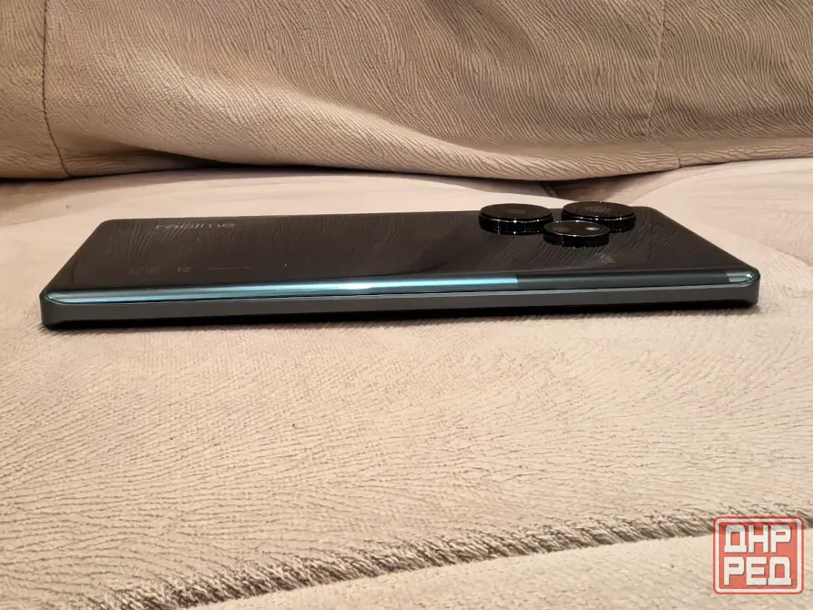 Realme gt 6 12/256 гб полный комплект Зугрэс - изображение 8