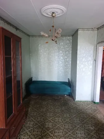 Продам 2ком Ильича 98 Донецк