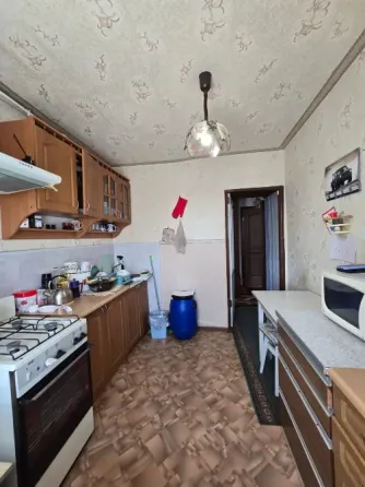 Продам 2-х комнатную квартиру Гвардейка центр ул. Чубаря Макеевка