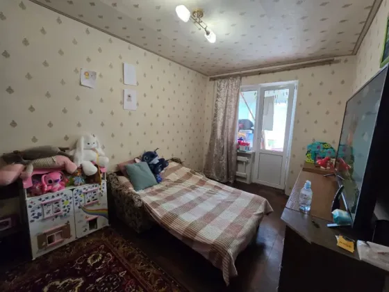 Продам 2-х комнатную квартиру Гвардейка центр ул. Чубаря Макеевка