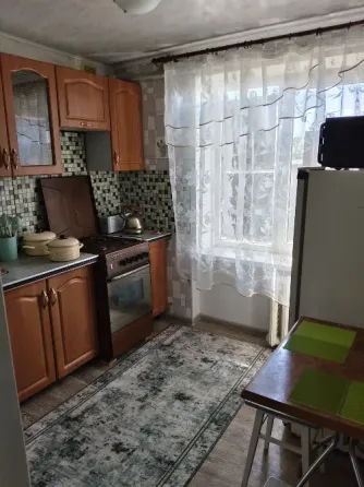Продам 3-ох комнатную квартиру в Докучаевске Докучаевск