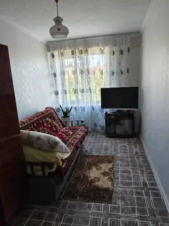 Продам 3-ох комнатную квартиру в Докучаевске Докучаевск