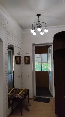 Продам дом 100 м2 и гараж на два авто в Буденновском, Калинкино. Газ. Вода всегда. Донецк